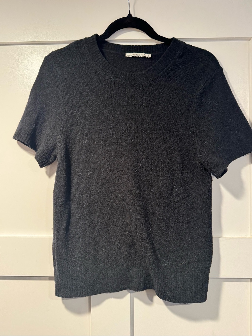 Abercrombie & Fitch Black Short-Sleeve Crewneck Sweater